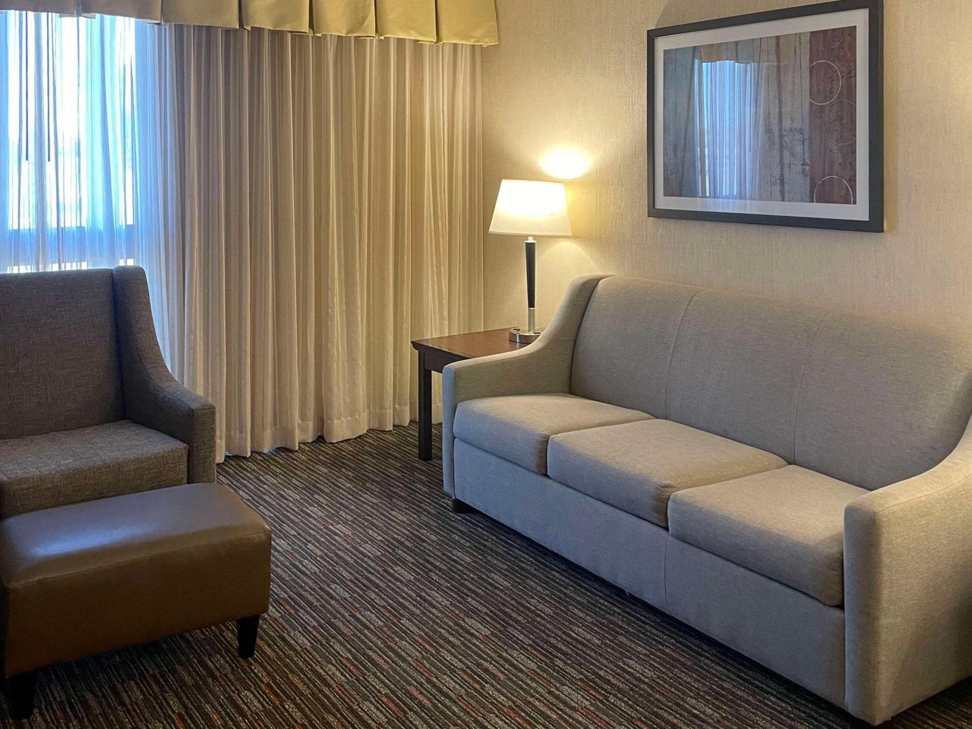 Prado Hotel By Choice Hotels Риджланд Екстериор снимка