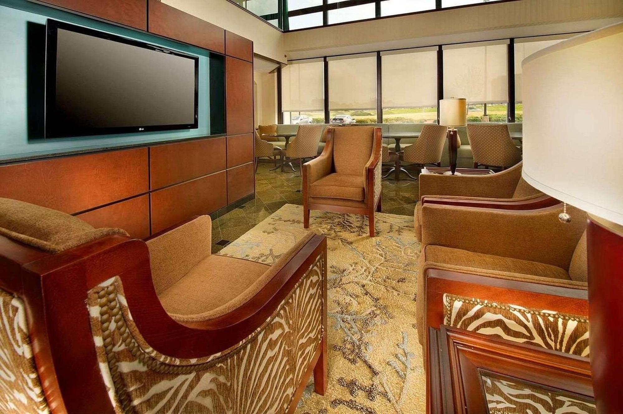 Prado Hotel By Choice Hotels Риджланд Екстериор снимка