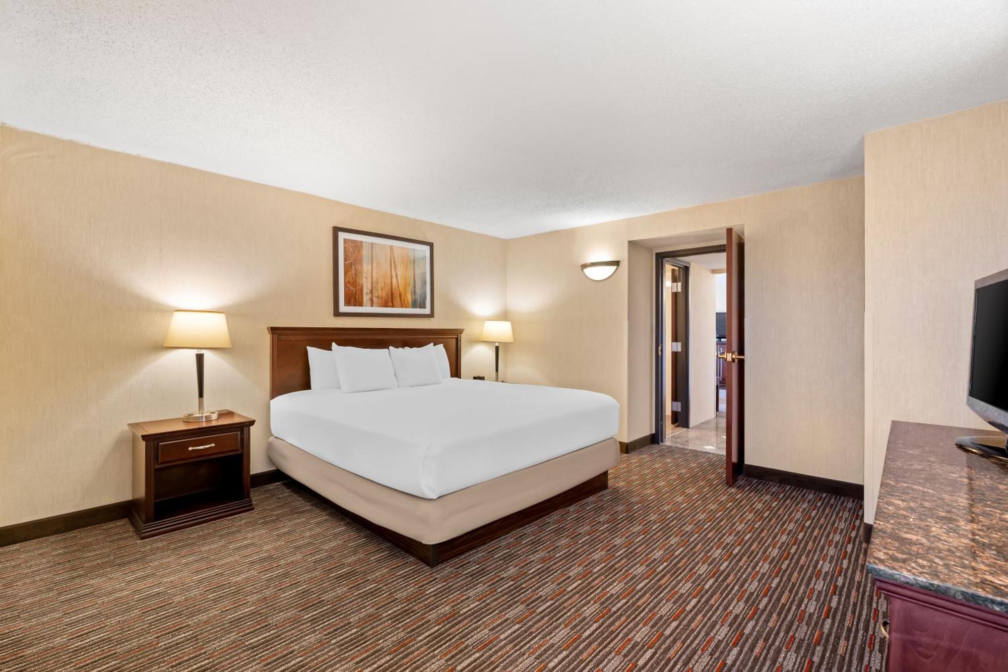 Prado Hotel By Choice Hotels Риджланд Екстериор снимка