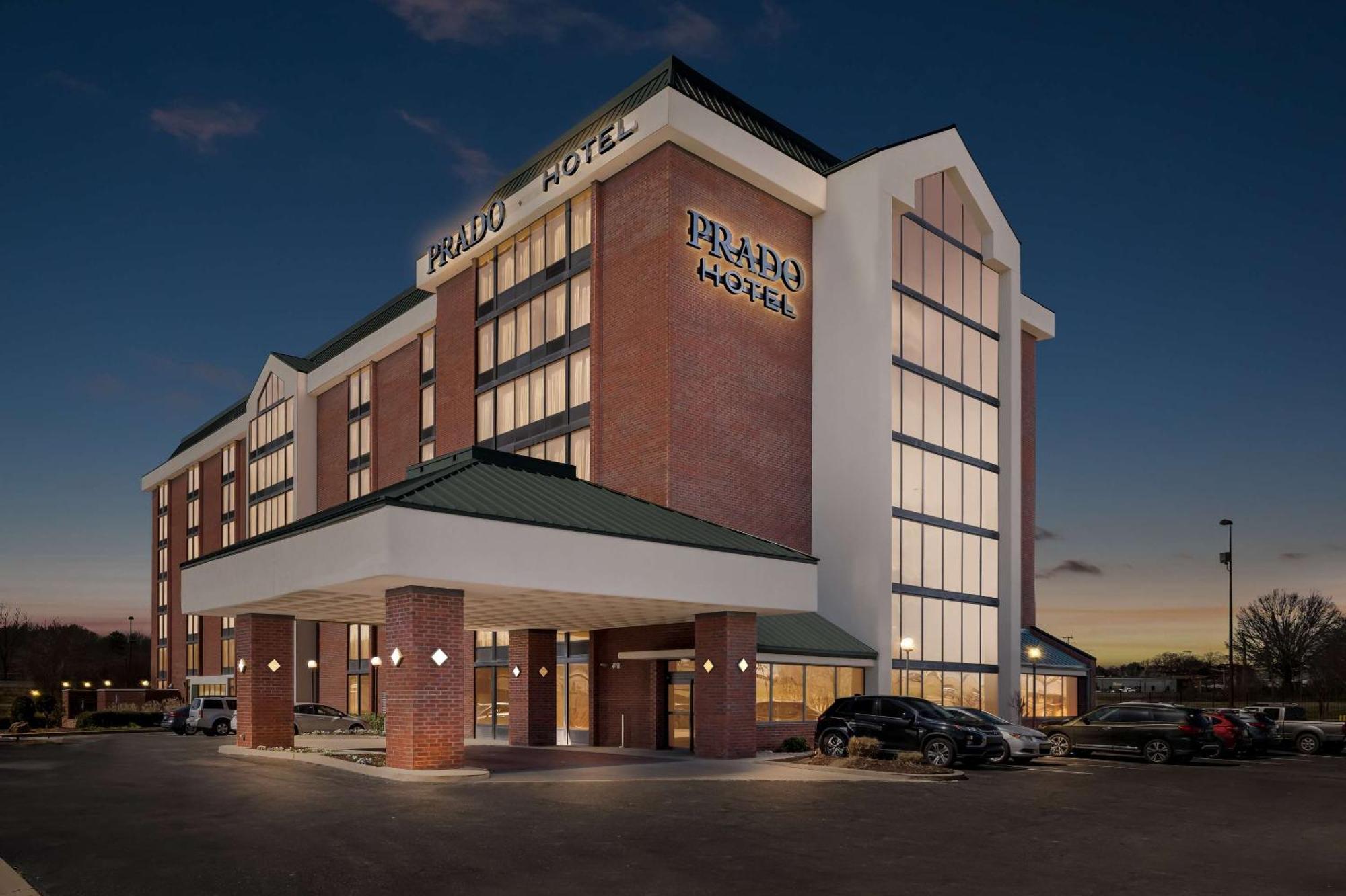 Prado Hotel By Choice Hotels Риджланд Екстериор снимка